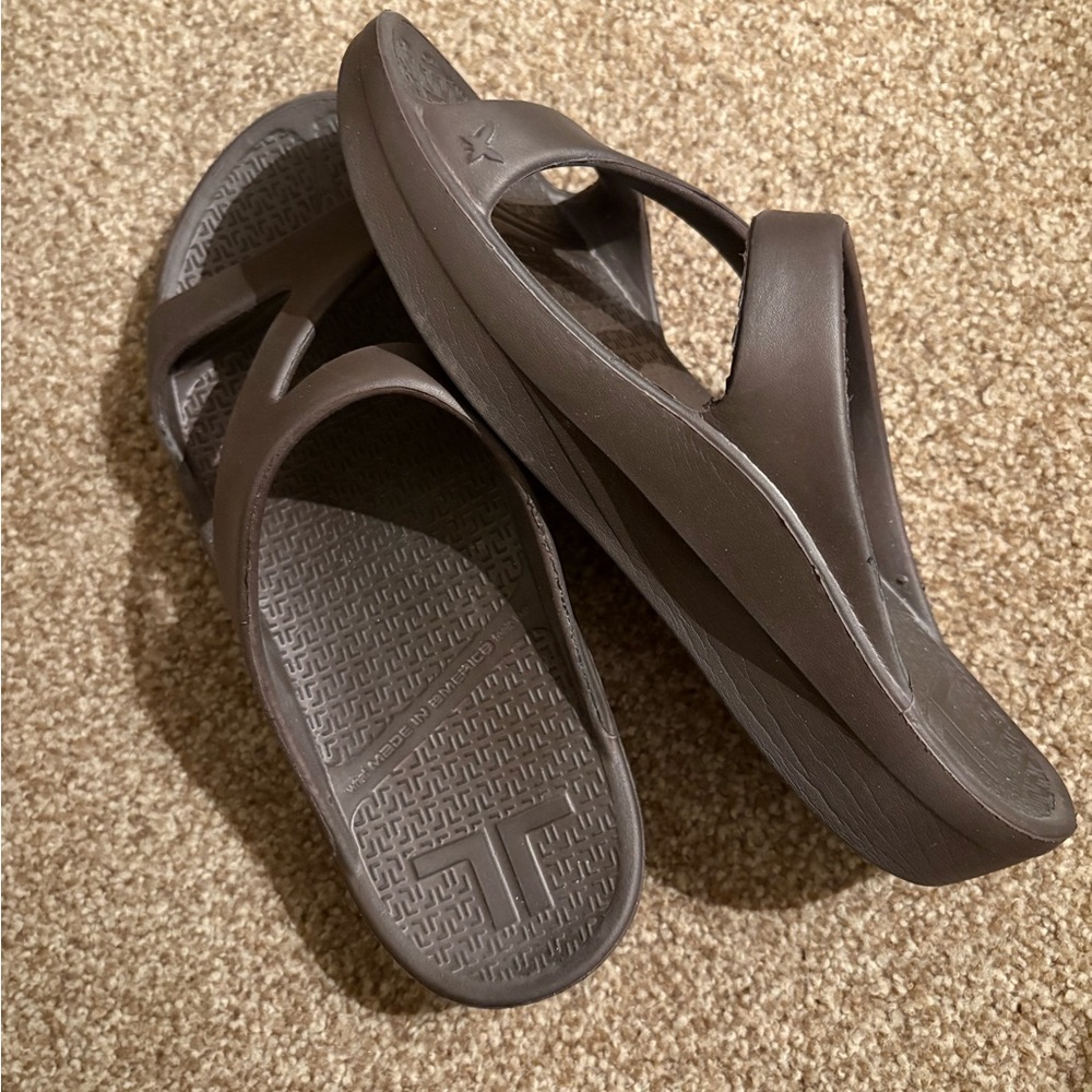 Telic Brown Slide Sandals - Picture 2 of 2